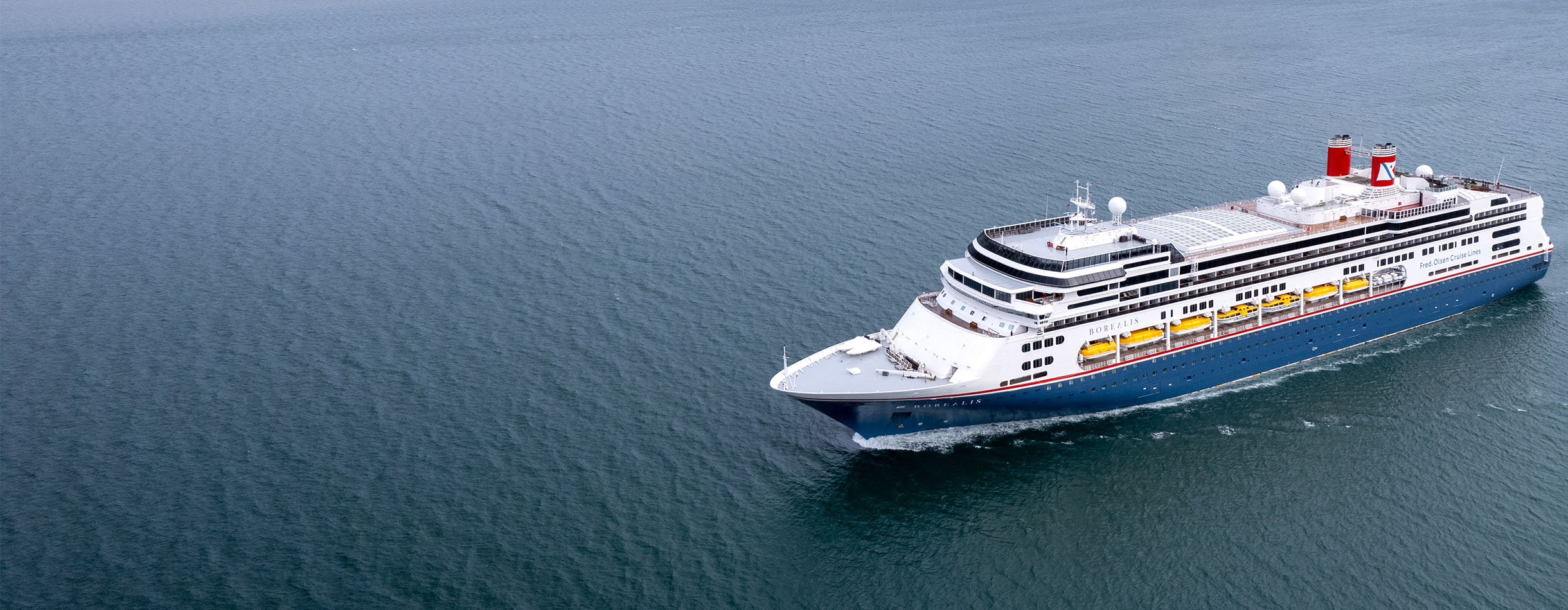 Generic borealis at sea